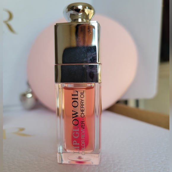 DIOR Pink Pouch Round Case - Picture 5 of 11